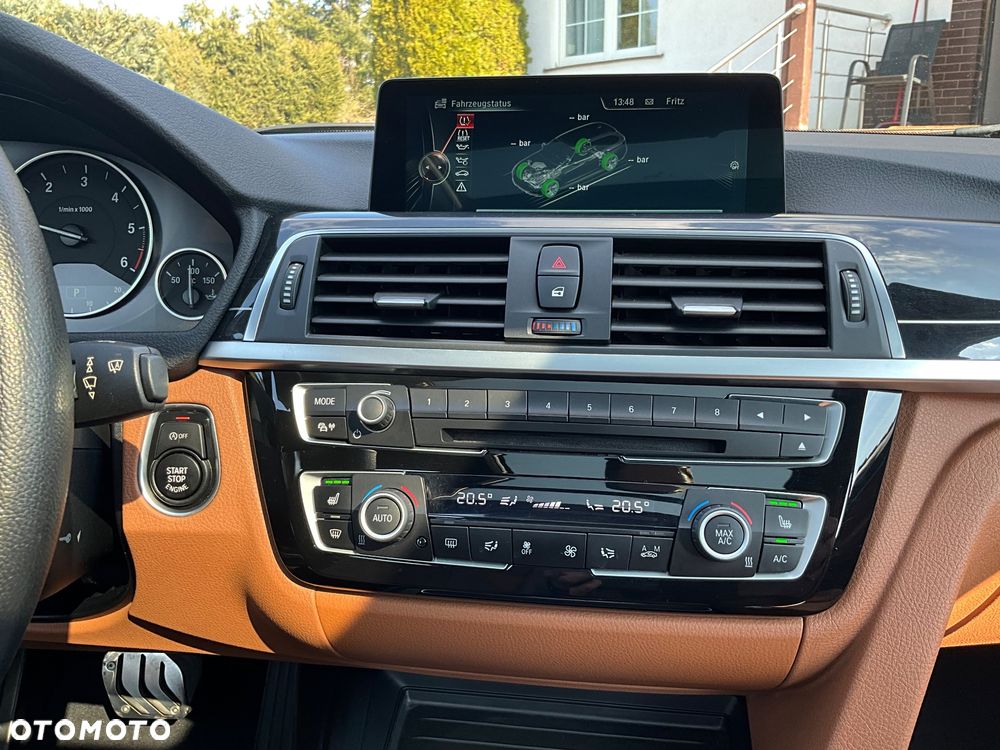 BMW Seria 3 320d Luxury Line - 26