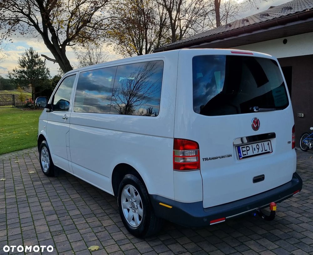 Volkswagen Transporter - 4
