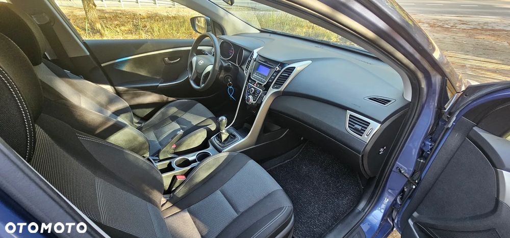 Hyundai i30 1.4 Select - 18