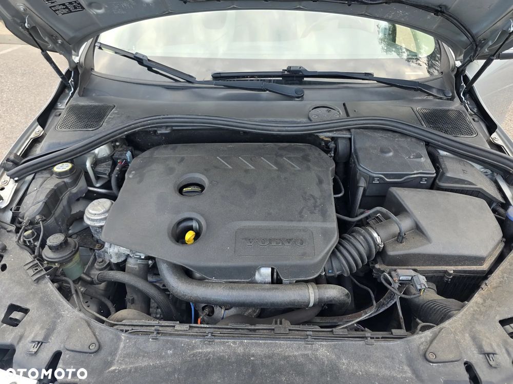 Volvo V60 D2 Edition - 17