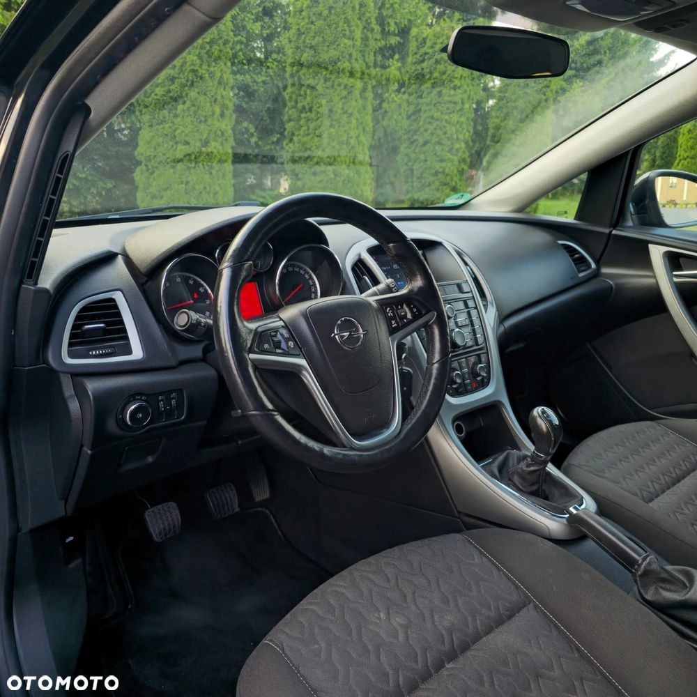 Opel Astra 1.4 Turbo - 21