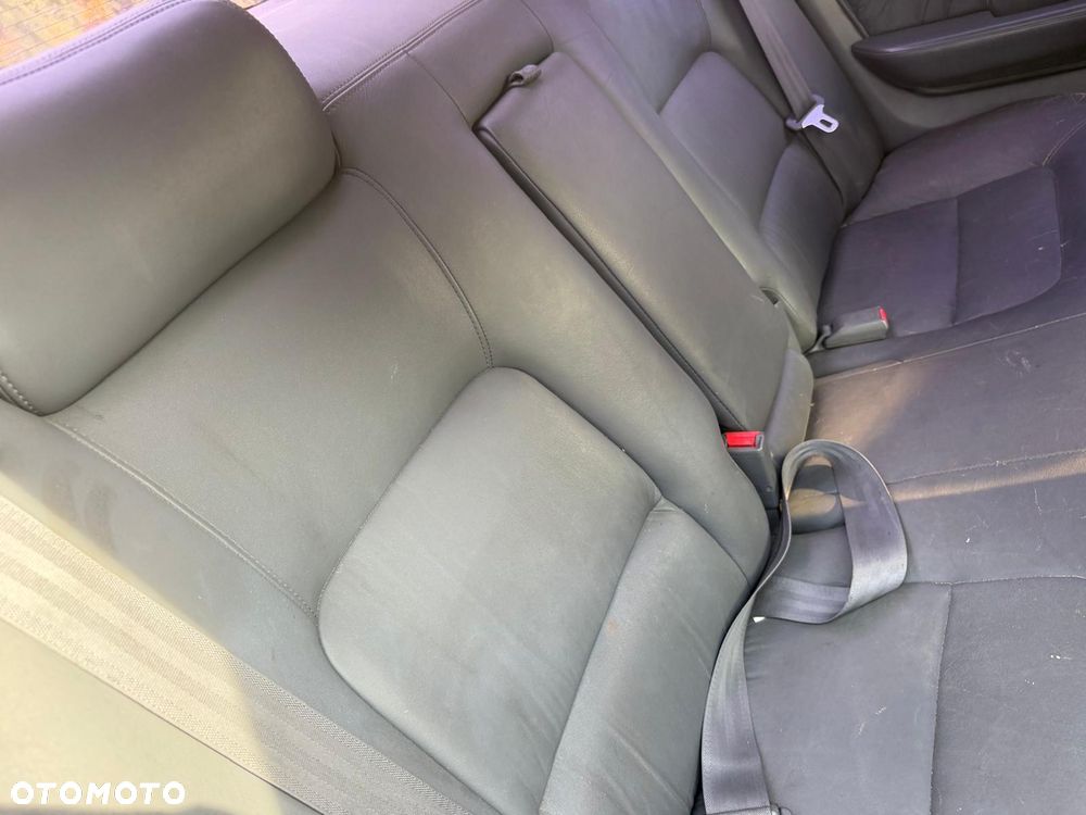 Honda Legend 3.2 - 24
