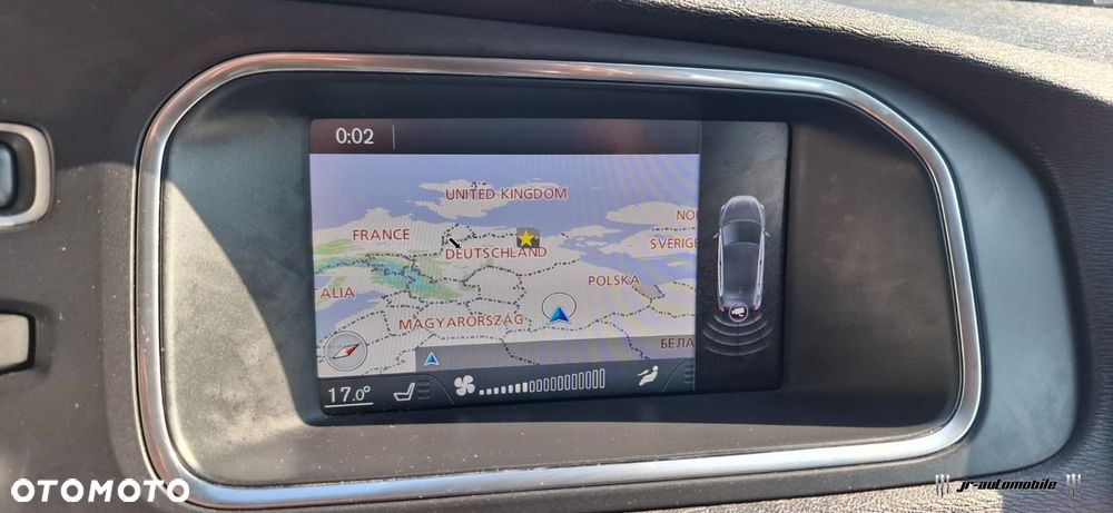 Volvo V40 - 8