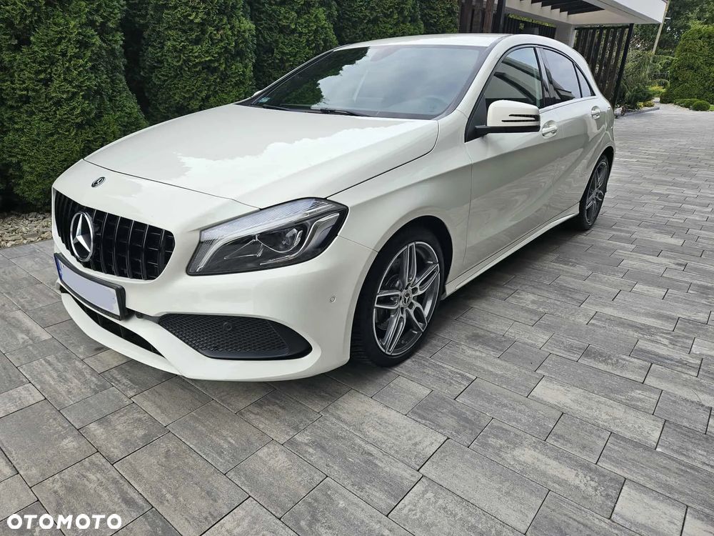 Mercedes-Benz Klasa A 220 4-Matic AMG Line - 6