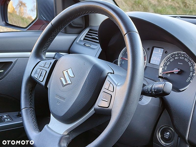 Suzuki Swift 1.2 Premium - 11