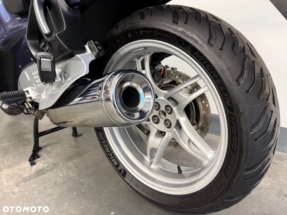 BMW R - 8