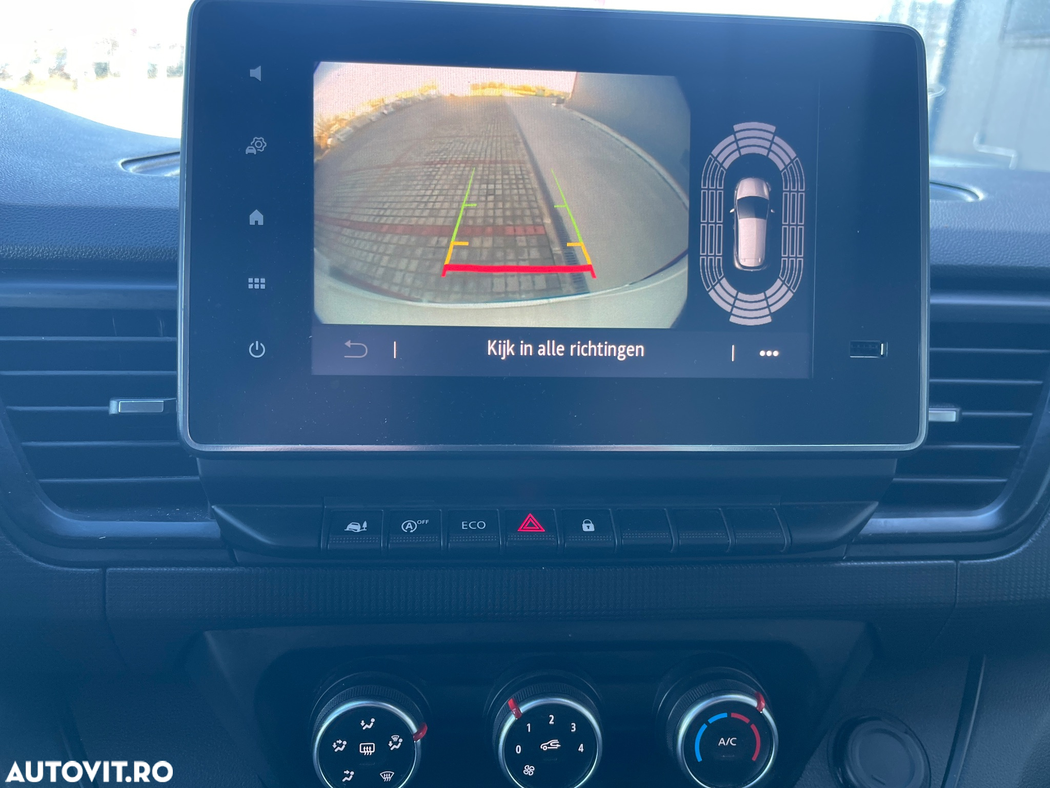 Renault Trafic - 28