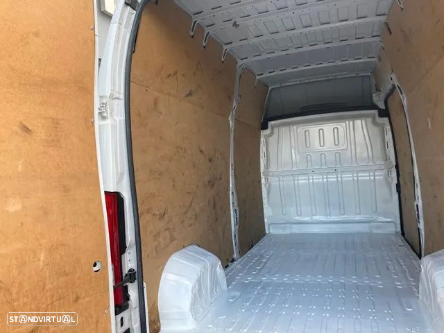 Peugeot Boxer 2.2 BlueHdi 335 L3H3 - 9