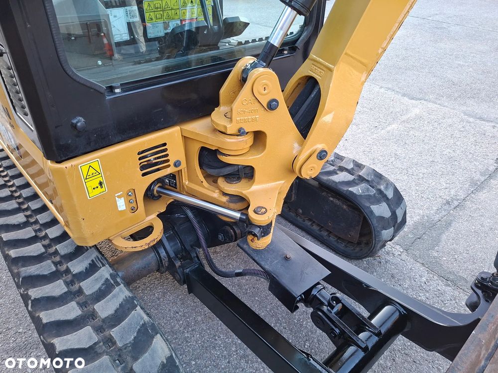 Caterpillar 301.8 05A Powertilt - 22