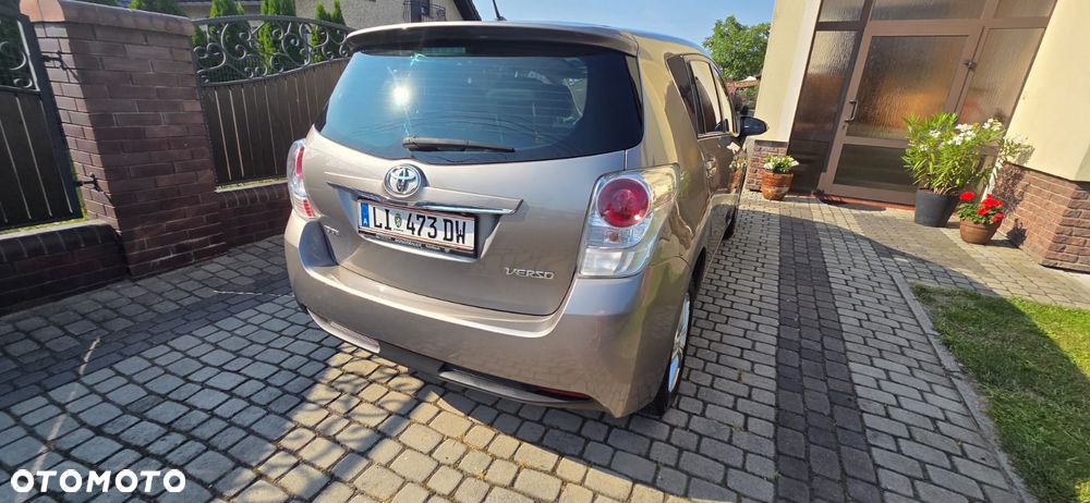 Toyota Verso 1.6 D-4D 7-Sitzer Start/Stop Executive - 3