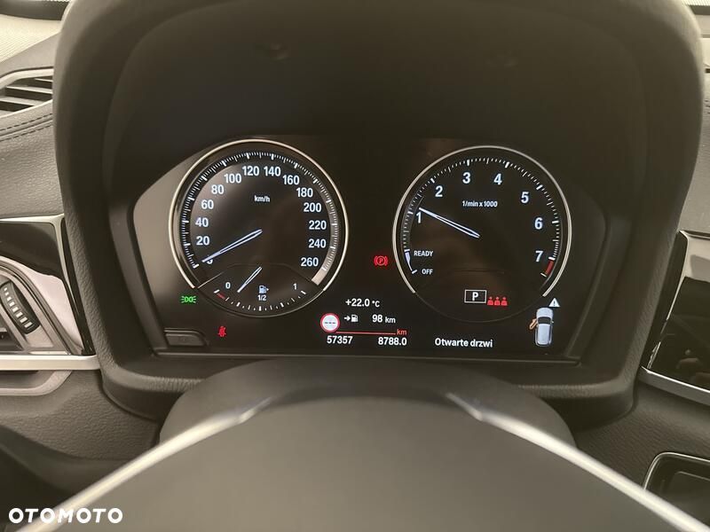 BMW X1 sDrive18i - 14