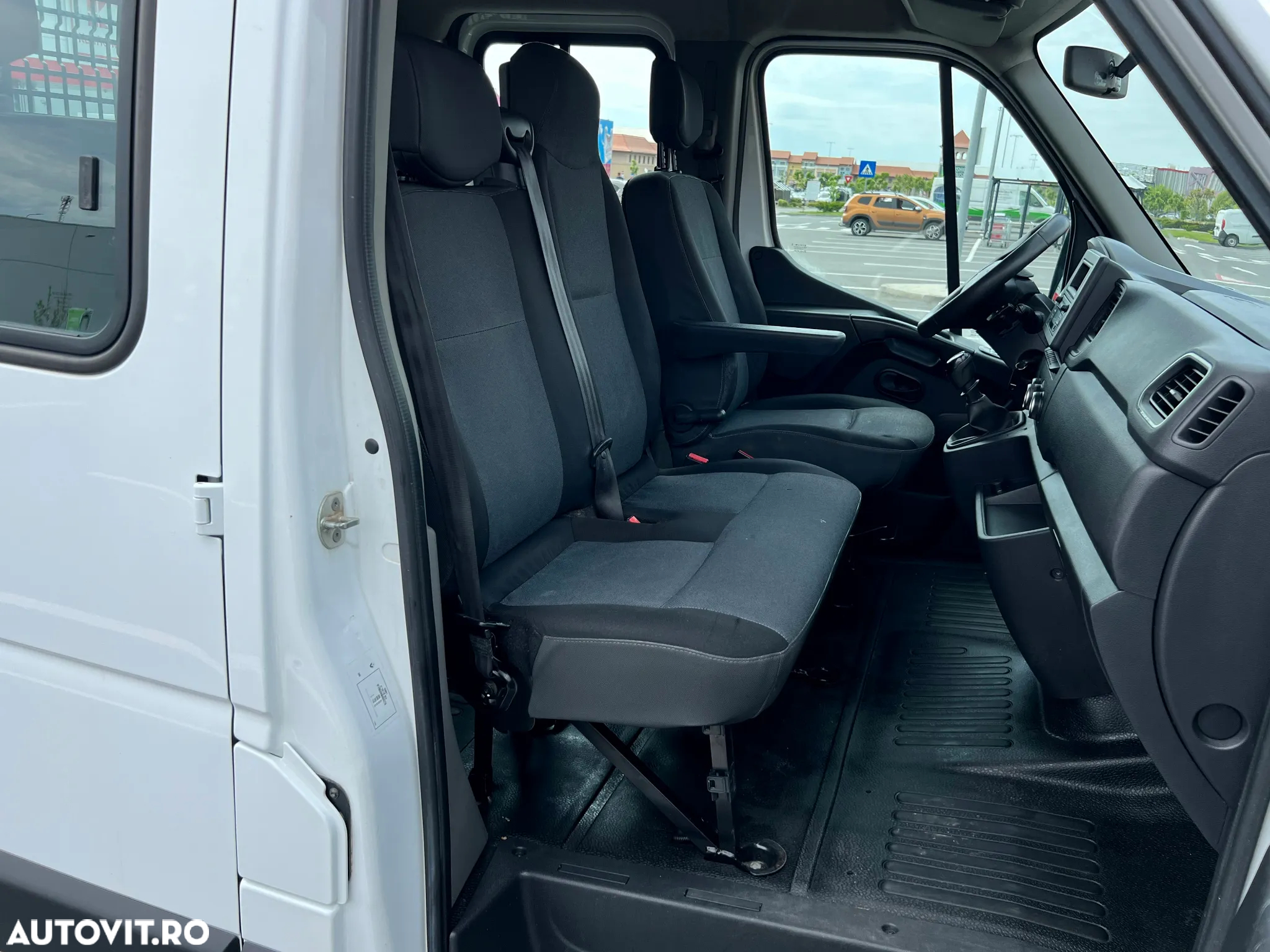 Renault Master 2.3 Blue dCi 135 TT Sasiu CD 3,5t L3 - 12