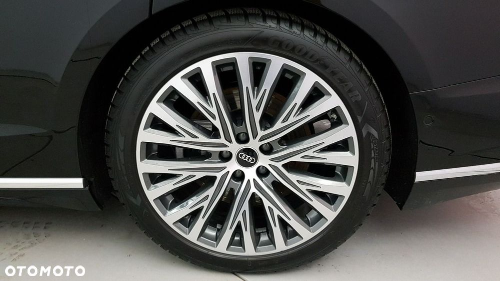 Audi A8 - 33