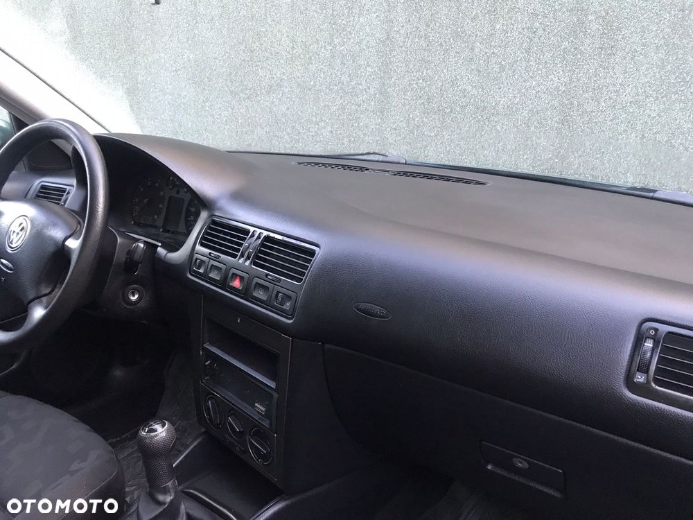 Volkswagen Bora 1.4 Comfortline - 13