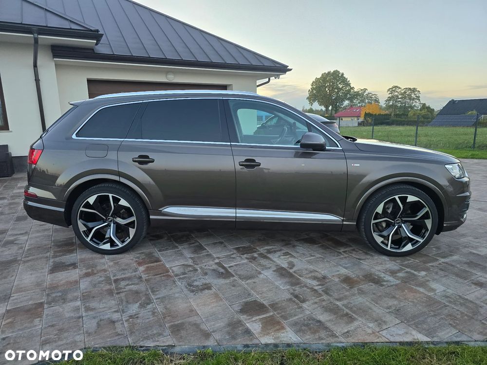 Audi Q7 - 15