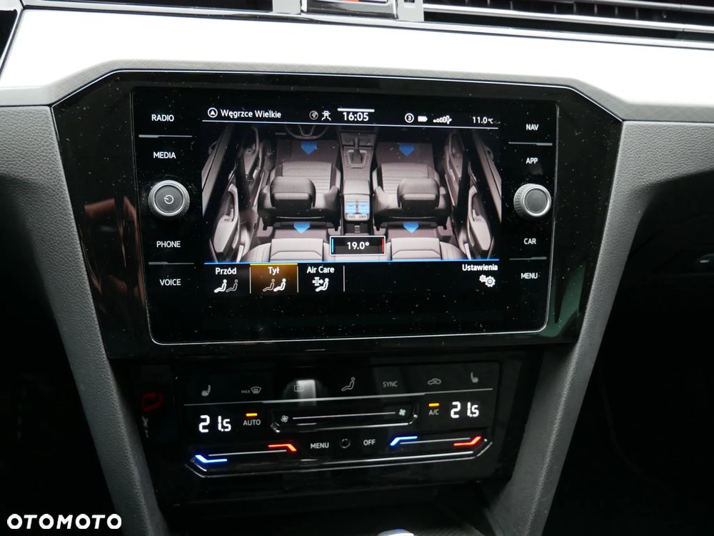 Volkswagen Passat 2.0 TDI EVO Business DSG - 22