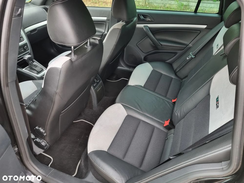 Skoda Octavia 2.0 TDI DPF RS DSG - 15