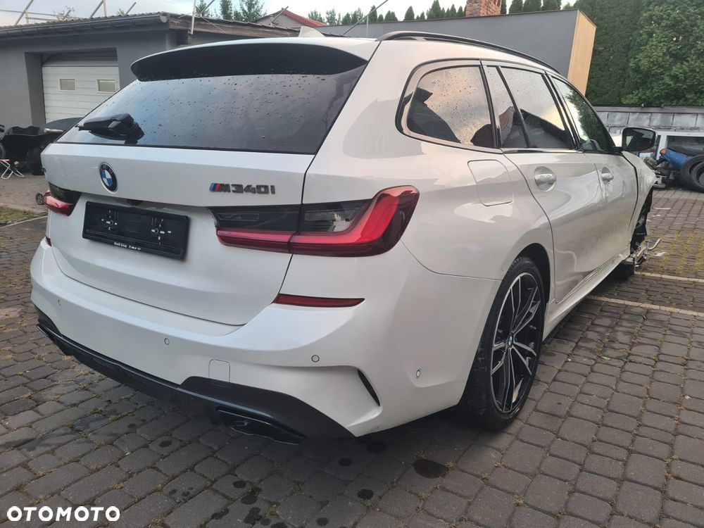 BMW Seria 3 M340i xDrive - 1