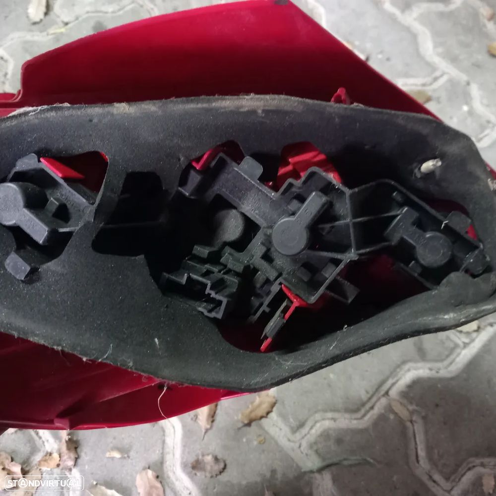 Farois traseiros peugeot 307 - 4