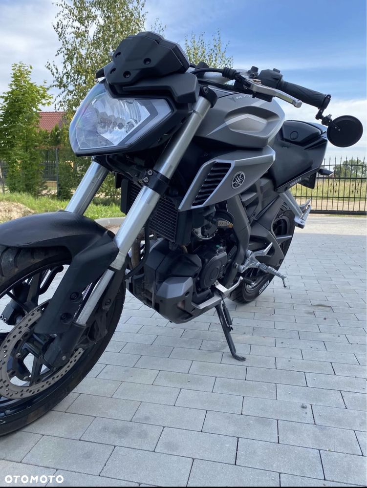 Yamaha MT - 3