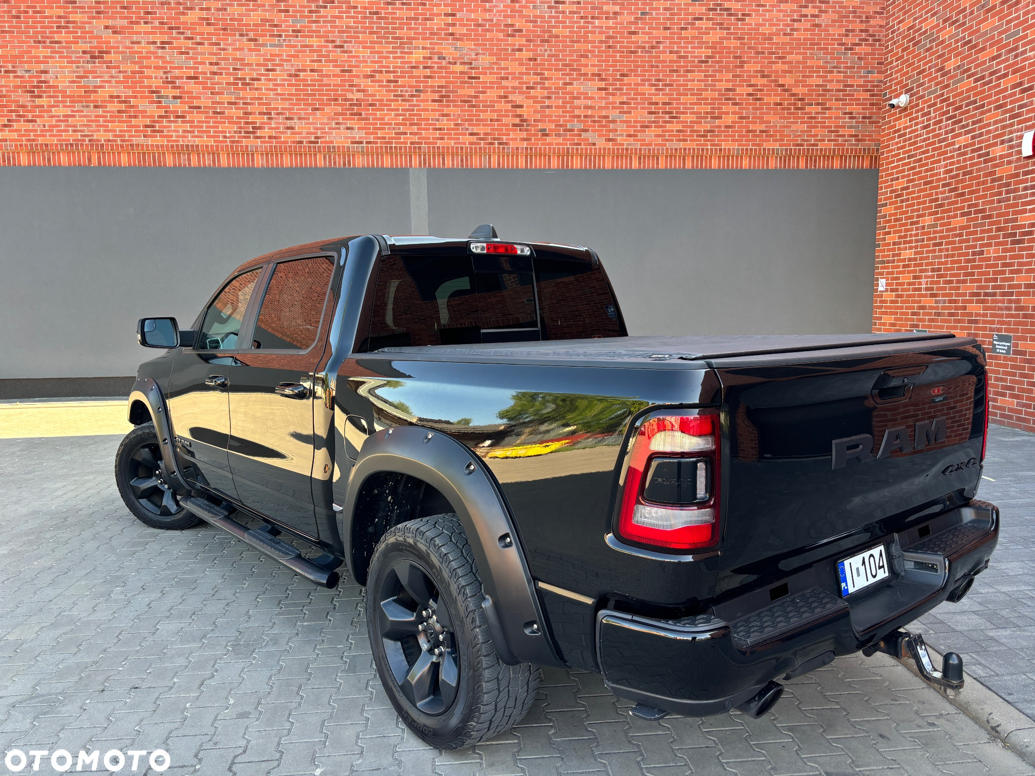 Dodge RAM 1500 5.7 4x4 - 6