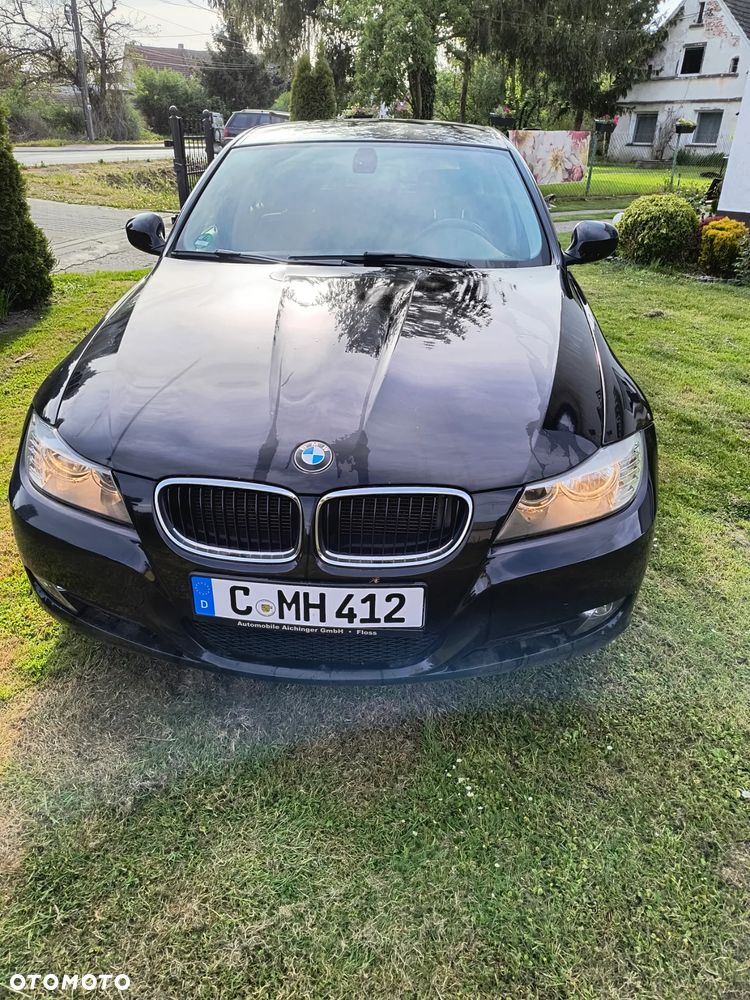 BMW Seria 3 318i Edition Exclusive - 2