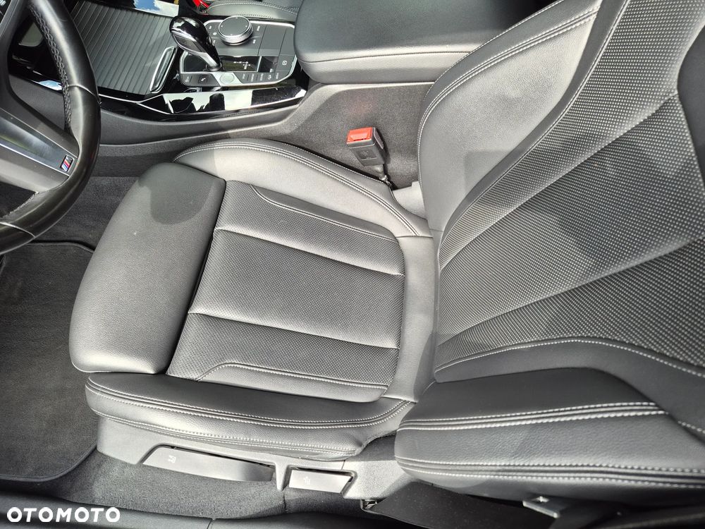 BMW X3 xDrive20d mHEV sport - 24