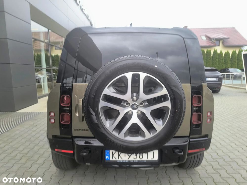 Land Rover Defender - 10