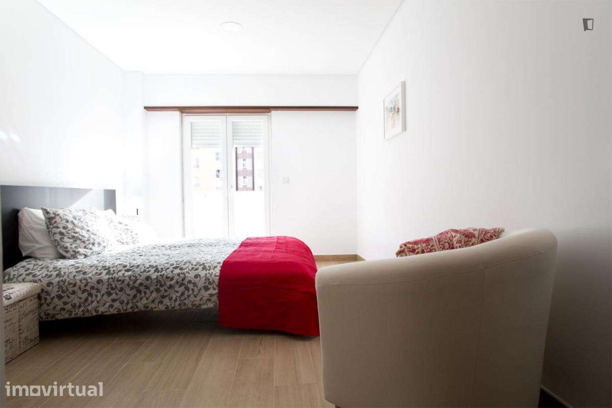 Apartamento com 1 quartos - localizado em Lumiar Lisbon - Grande imagem: 2/13