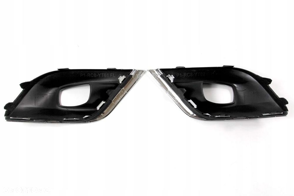 RAMKA HALOGENU PRAWA LEWA KOMPLET LISTWA CHROM RENAULT CLIO IV 4 LIFT 16-19 - 2