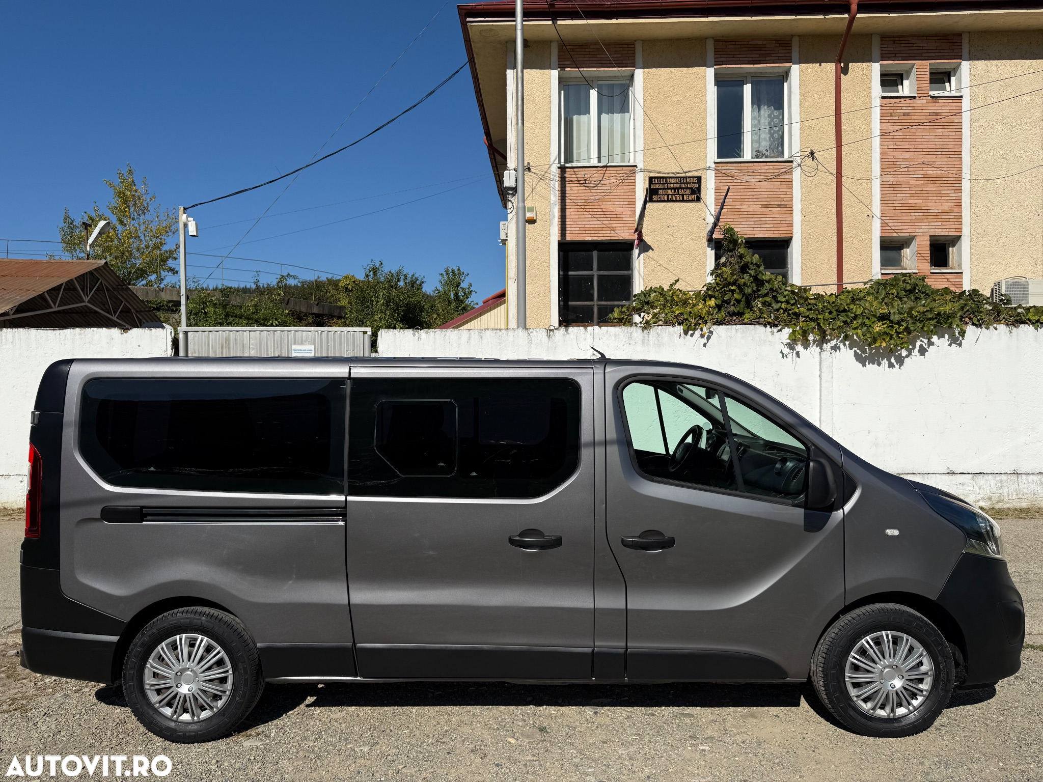 Opel Vivaro 1.6 TwinTurbo CDTI Life L1H1 2.7 t Start/Stop - 26