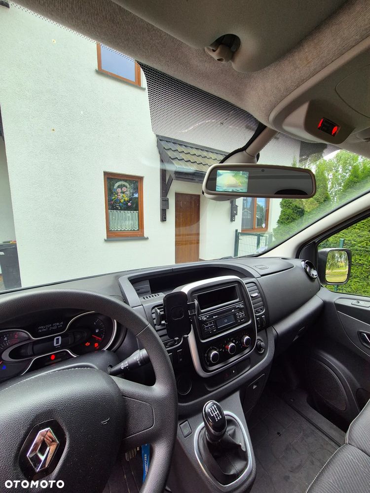 Renault Trafic - 12