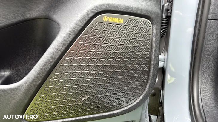 Mitsubishi Outlander 2.4 4WD Plug-In Hybrid Top - 20