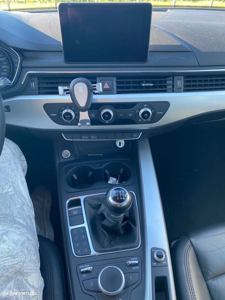 Audi A4 Avant 2.0 TDI - 9