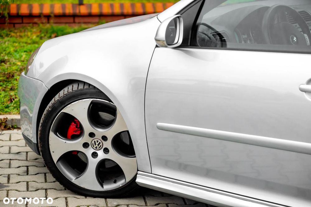 Volkswagen Golf 2.0 GTI - 17