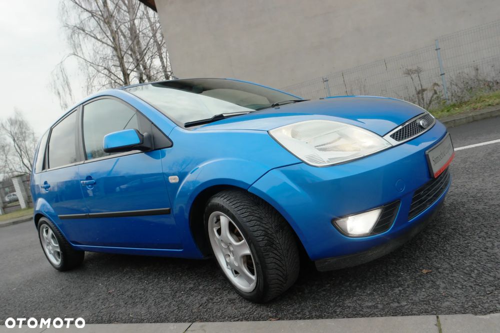 Ford Fiesta 1.4 Ambiente - 33