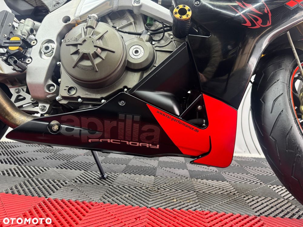 Aprilia RSV - 38