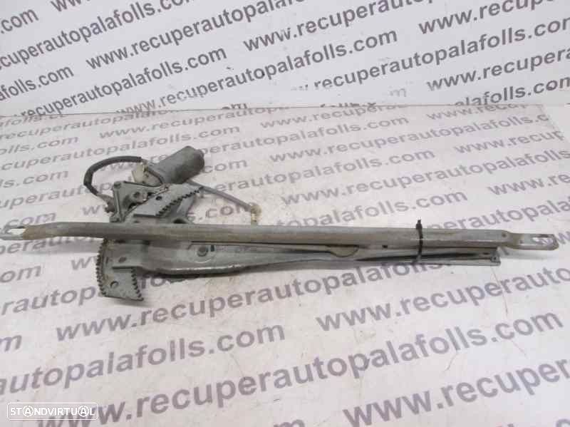 ELEVADOR DE VIDRO FRONTAL DIREITO HONDA CRX II 1991 - - 1