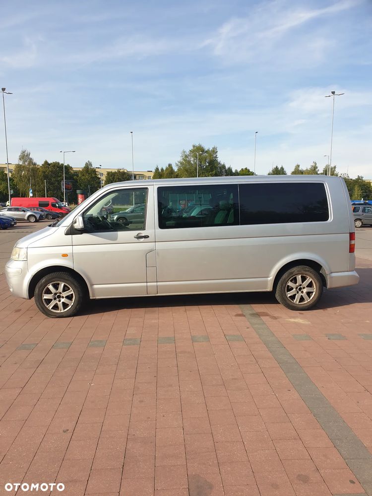 Volkswagen Transporter - 1