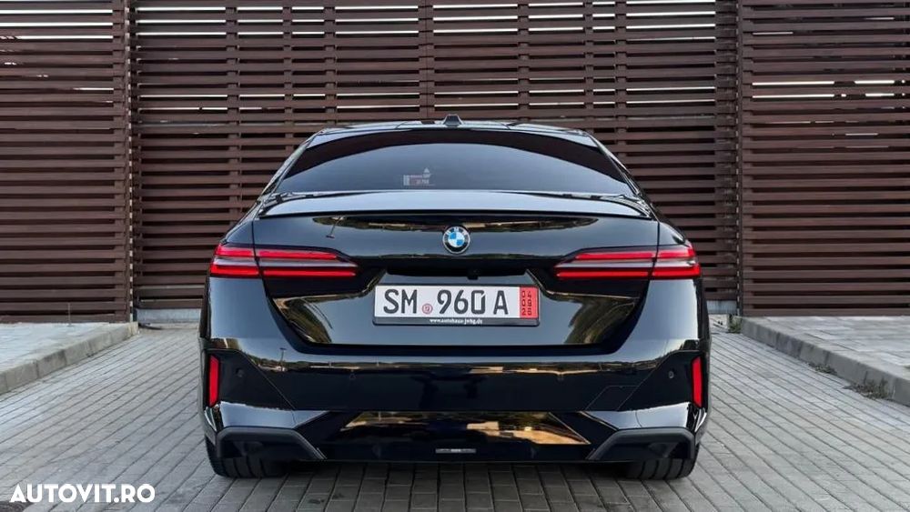 BMW Seria 5 520d AT MHEV - 10