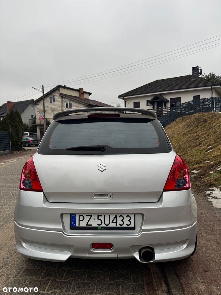 Suzuki Swift 1.3 Club - 15