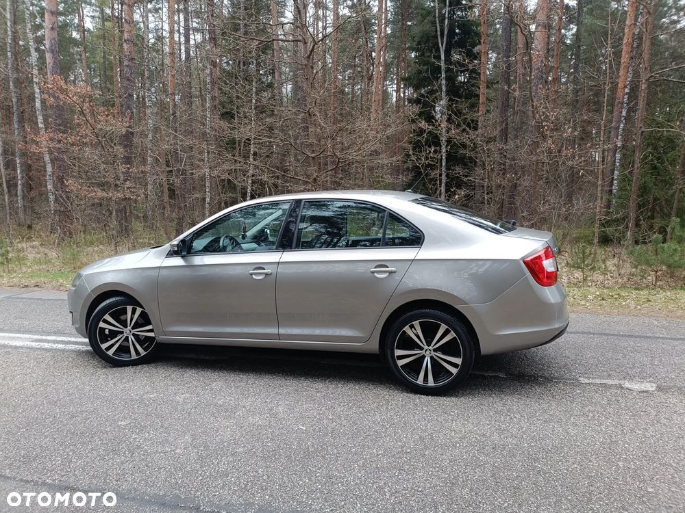Skoda RAPID 1.2 TSI Active - 34