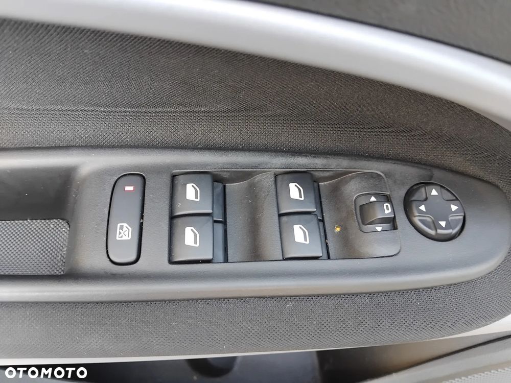 Jeep Avenger 1.2 GSE T3 Altitude FWD - 14