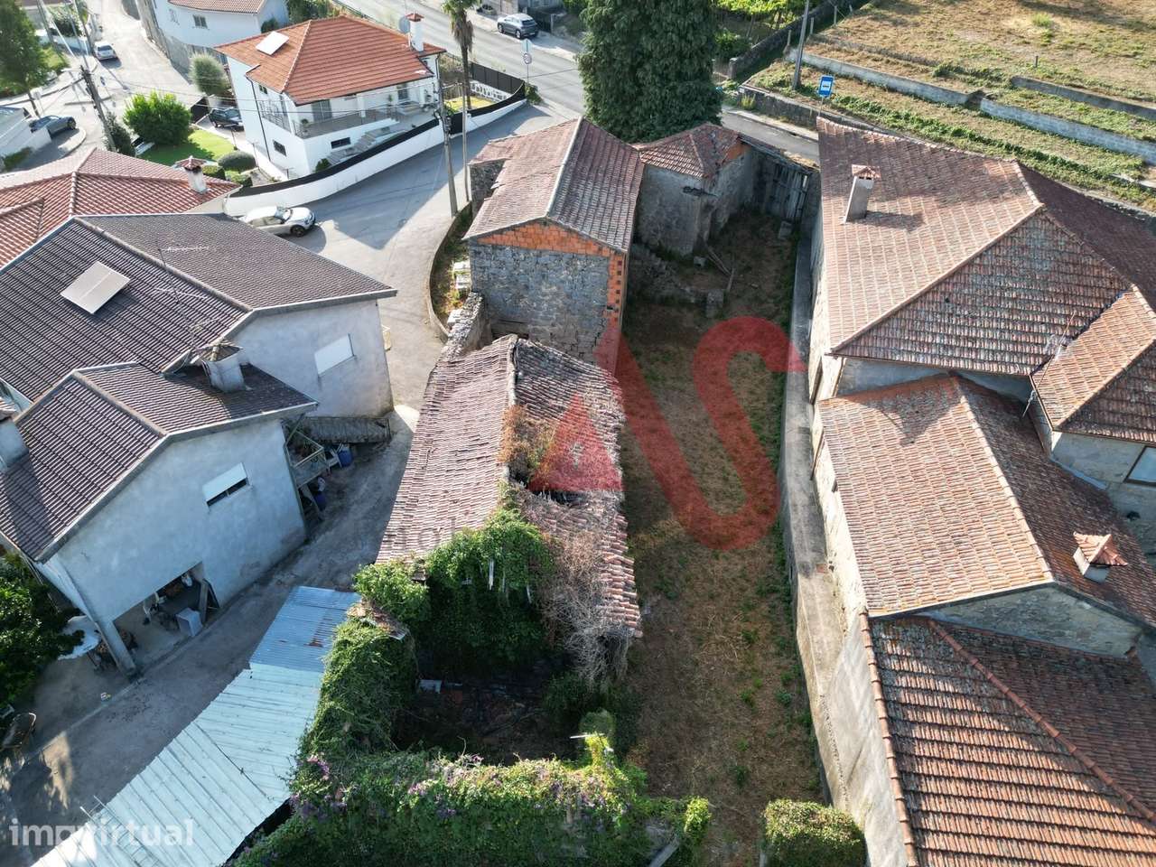 Moradia T3 em Pedra | 1.000 m² de Terreno | Requião – Vila Nova de Fam - Grande imagem: 5/16
