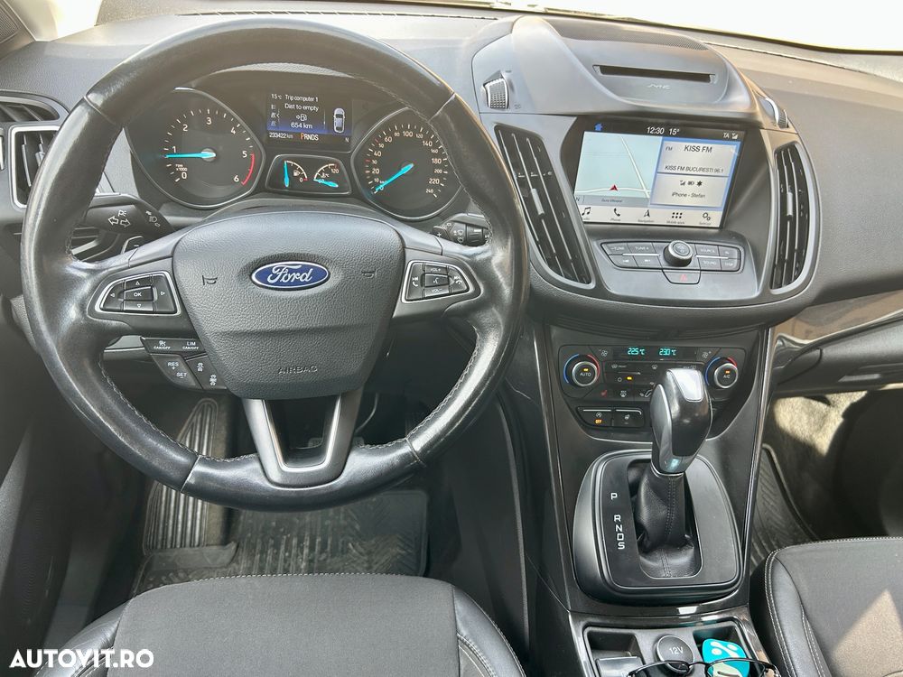 Ford Kuga 2.0 TDCi 4x4 Aut. Titanium - 6