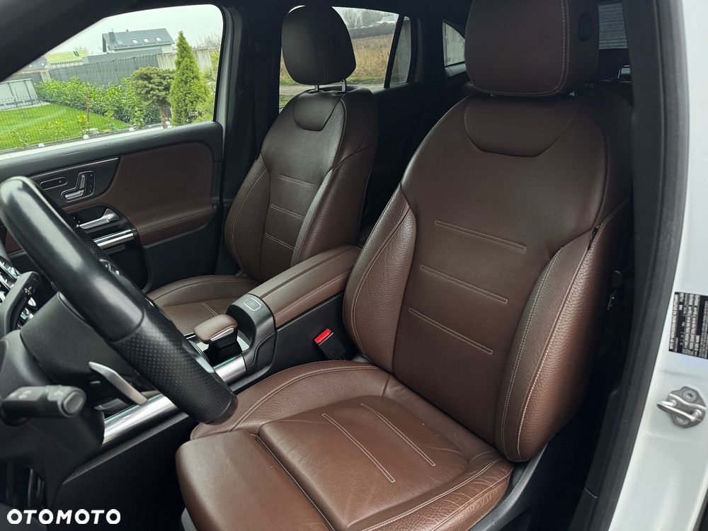 Mercedes-Benz GLA 250 4Matic 8G-DCT AMG Line - 16