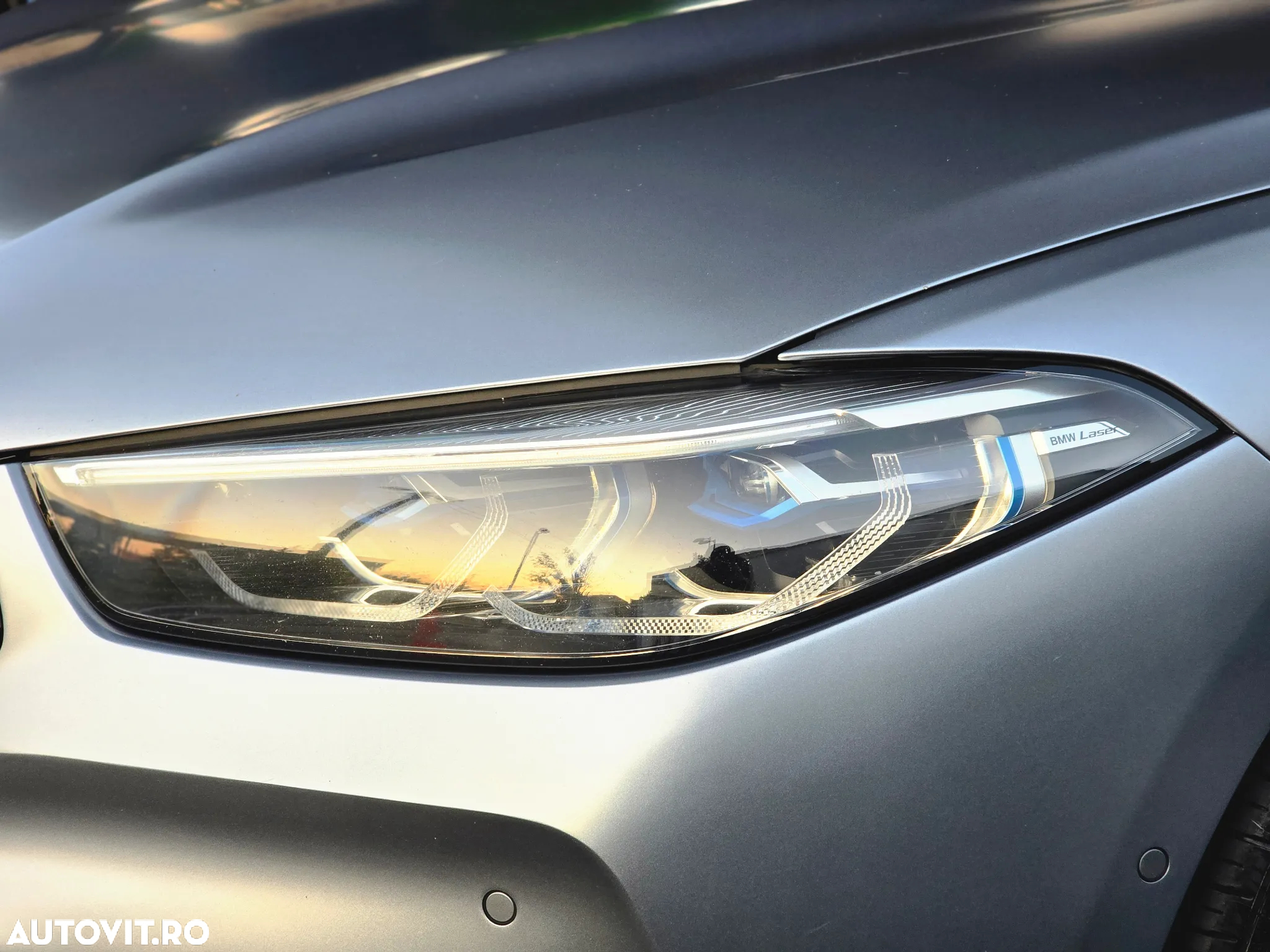 BMW M8 M850i xDrive AT - 12