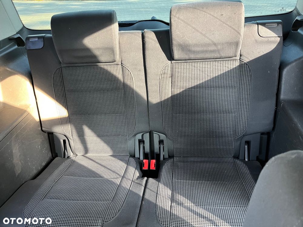 Volkswagen Touran 1.9 TDI - 22