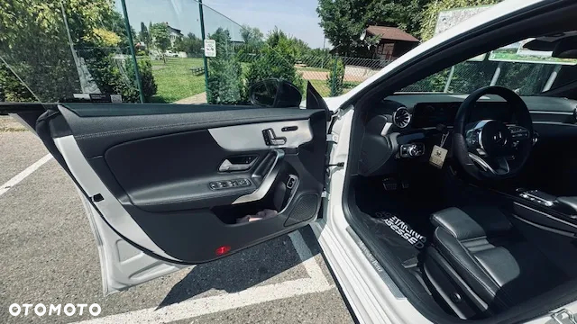 Mercedes-Benz CLA - 14