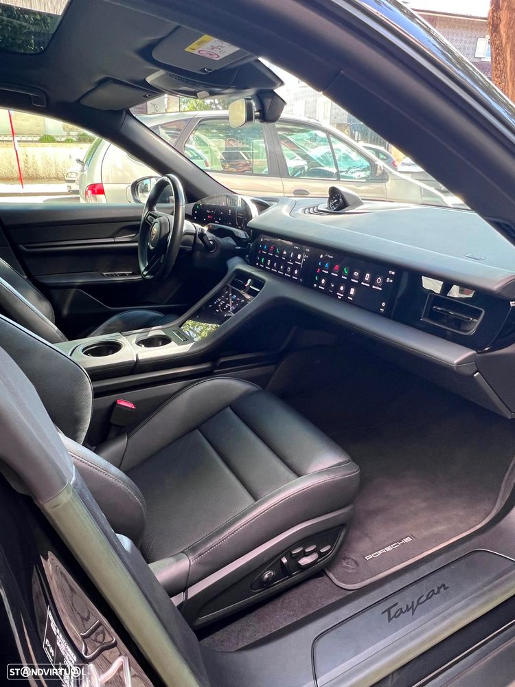 Porsche Taycan Sport Turismo Standard - 14